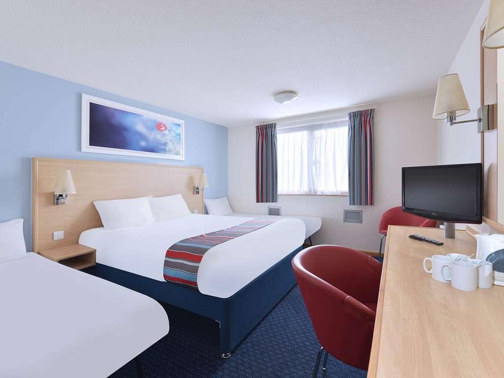 Travelodge Preston Chorley Чорли Стая снимка